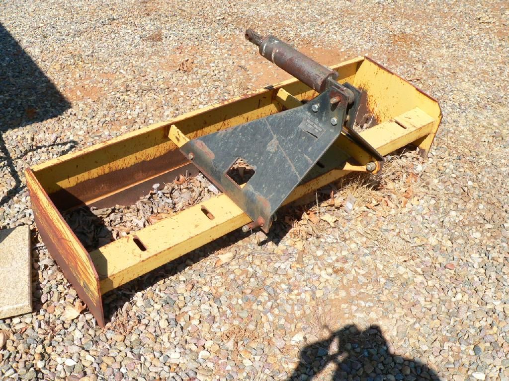 Howse Box Scraper